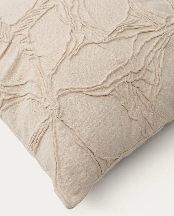 ZIRA Pamučna jastučnica s bež cvjetnim detaljima 45 x 45 cm