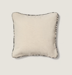 ENARI Navlaka za jastuk od 100% pamuka bež boje s kontrastnim crnim obrubom 50 x 50 cm