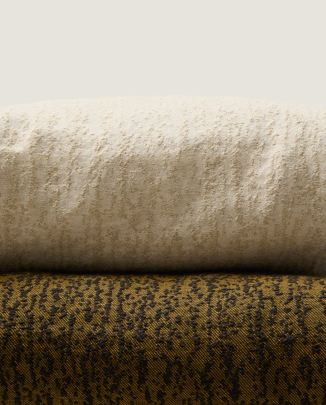 MELIEN Jastučnica od žakarda sa zelenim točkama 50 x 50 cm