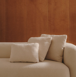 MARTINA Ecru jastuk od buklea 60 x 52 cm