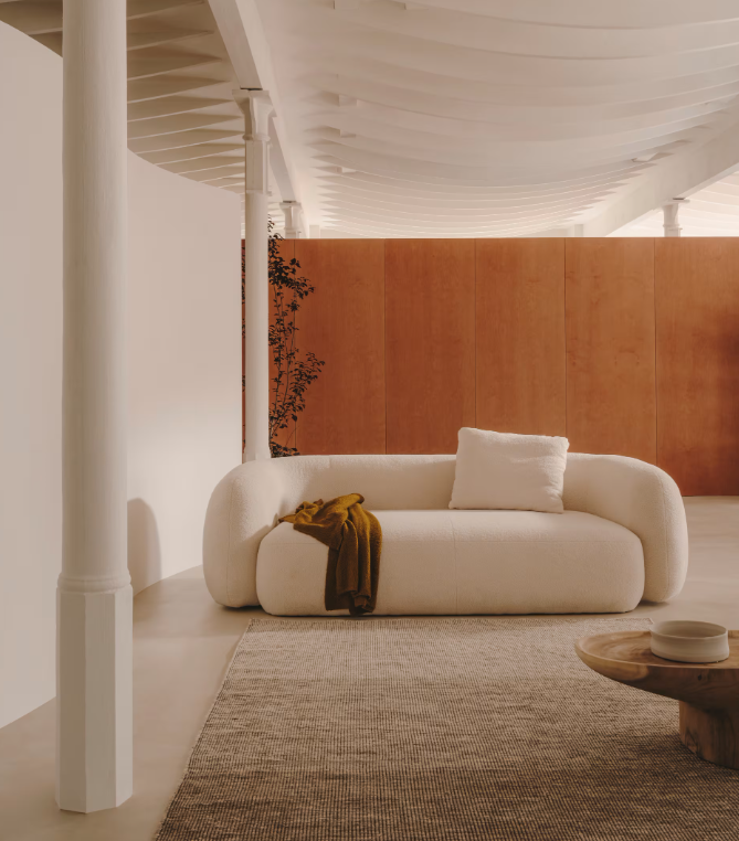 MARTINA Ecru jastuk od buklea 52 x 52 cm