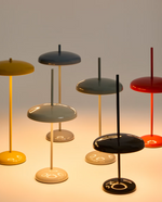 PORTE Prijenosna metalna stolna lampa svijetlozelene boje