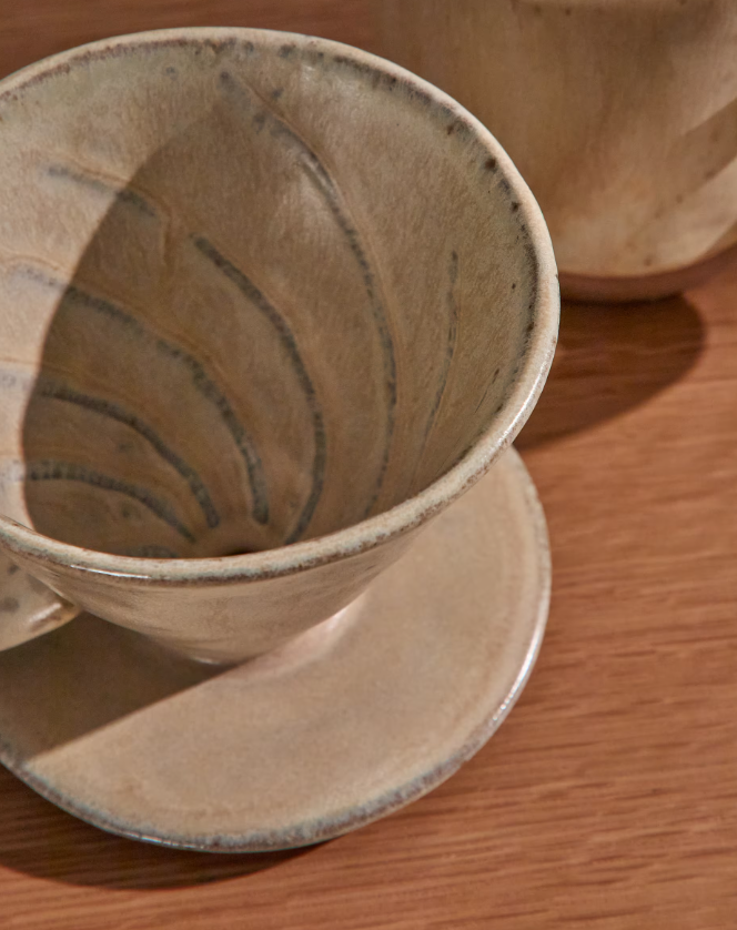 ZUNEL Beige ceramic coffee cup with dripper set