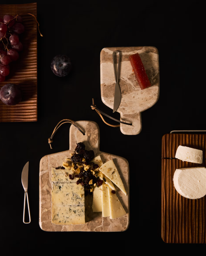 SUKA Large cutting board and beige marble knife set