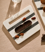 NIRA Square serving board in black and white marble