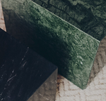 SOREIN side table in black marble 40 x 40 cm