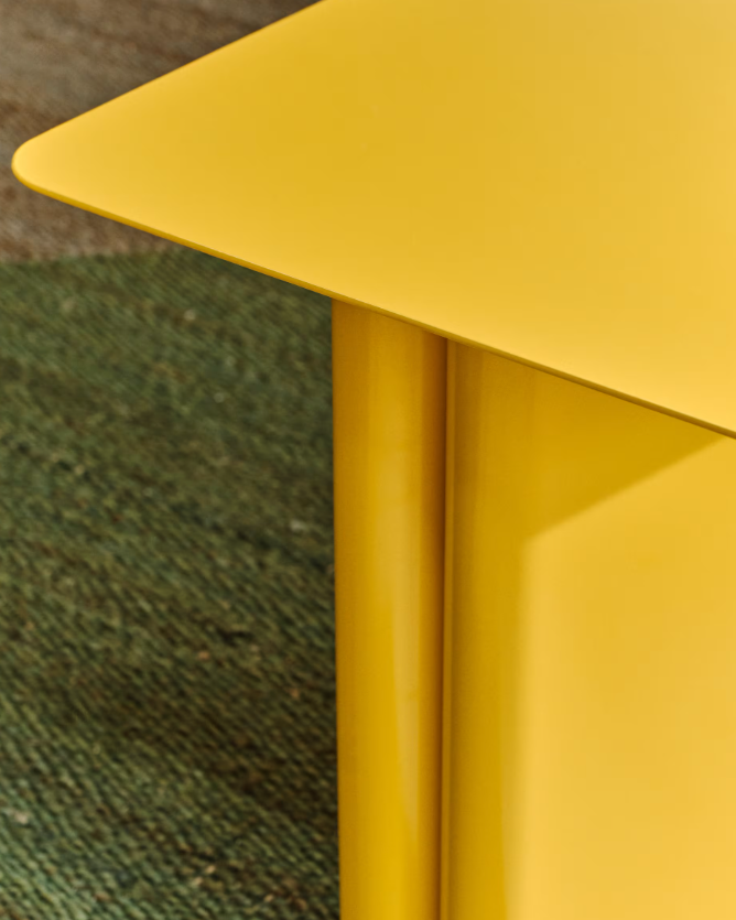 ARVIN Yellow iron side table 42 x 42cm