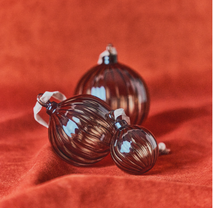 ORANEL Set of 3 brown recycled glass hanging ornaments Ø 8 cm