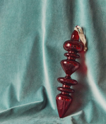 LIOREN Set of 2 red recycled glass hanging ornaments 31 cm