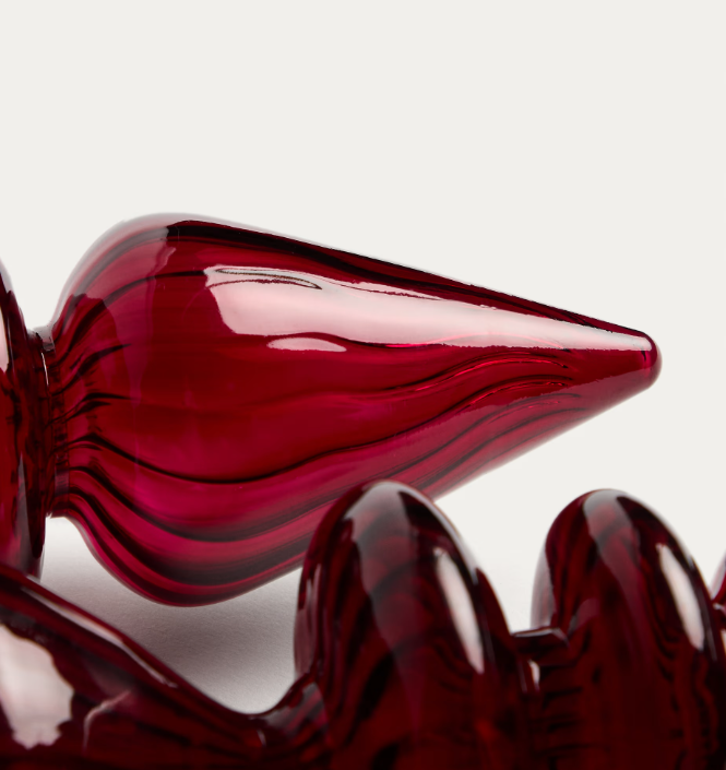 LIOREN Set of 2 red recycled glass hanging ornaments 31 cm