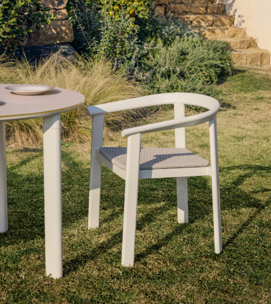 ERICE Stackable chair in aluminium and ecru rope