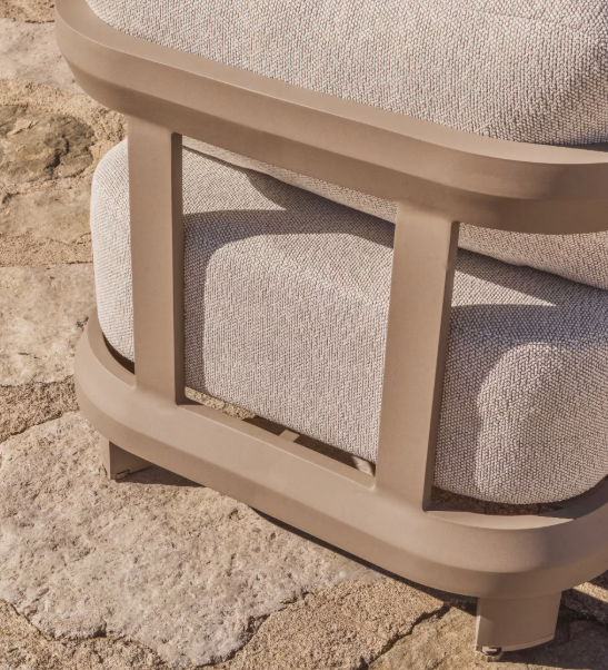 NERANO taupe aluminium outdoor armchair