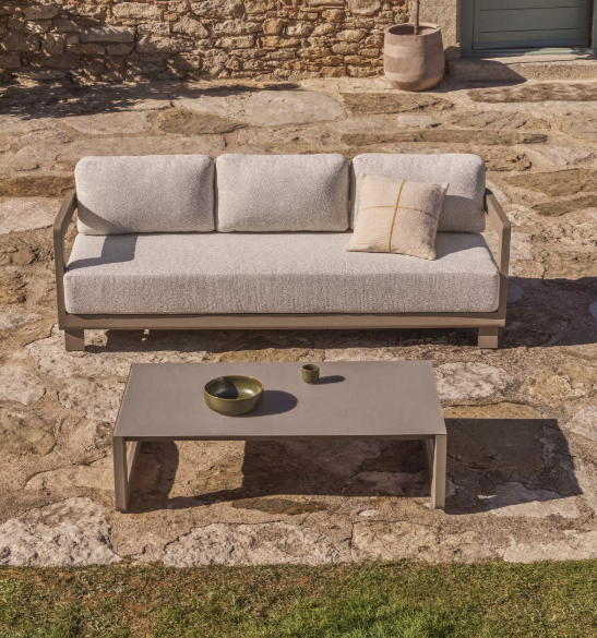 NERANO set with 3-seater sofa and coffee table in taupe aluminium