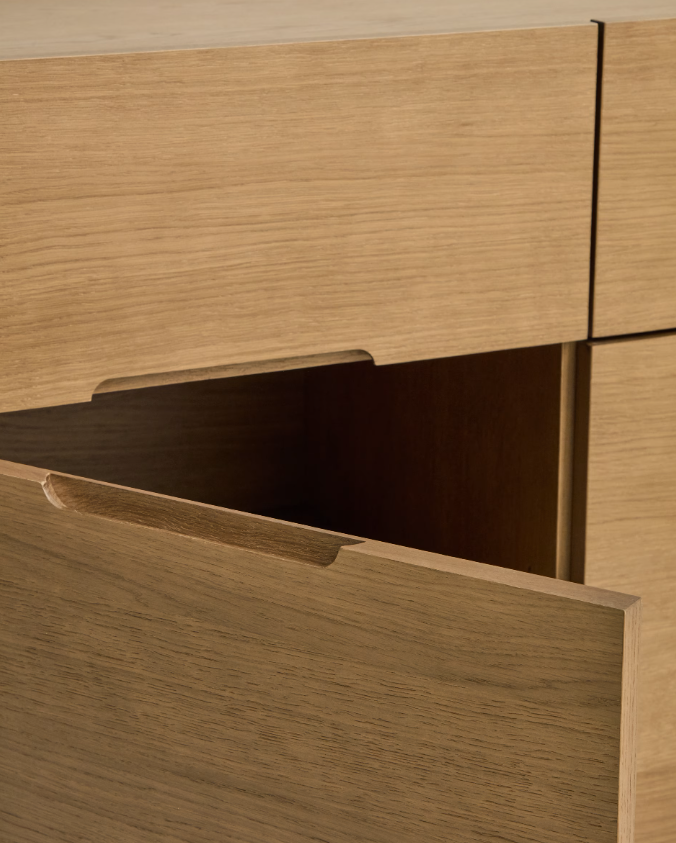 ARELIDA Komoda od hrastovog furnira i masivnog hrastovog drva sa svijetlosmeđom završnom obradom 200 x 80 cm