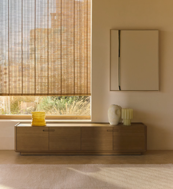 ARELIDA TV komoda od hrastovog furnira i masivnog hrastovog drva sa svijetlosmeđom završnom obradom 200 x 44 cm