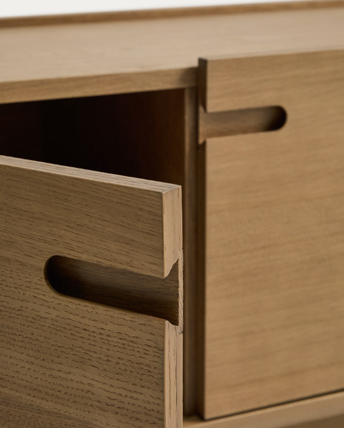 ARELIDA TV komoda od hrastovog furnira i masivnog hrastovog drva sa svijetlosmeđom završnom obradom 200 x 44 cm