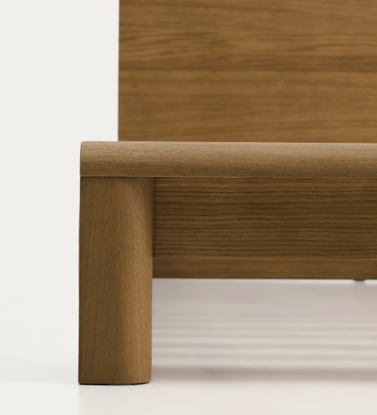 ARELIDA bed made of oak veneer and solid oak wood