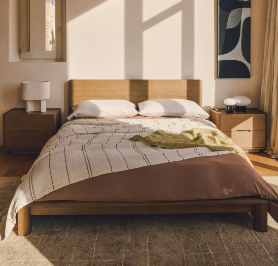 ARELIDA bed made of oak veneer and solid oak wood