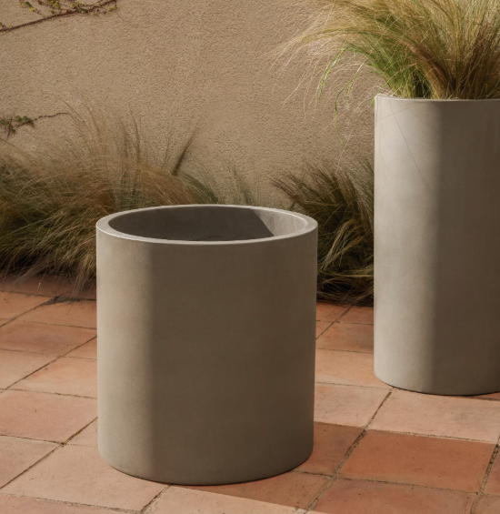 AIGUABLAVA grey cement planter Ø 52cm