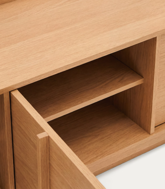 ONIX TV stand with an oak veneer in a natural tone finish, 200 x 45 cm