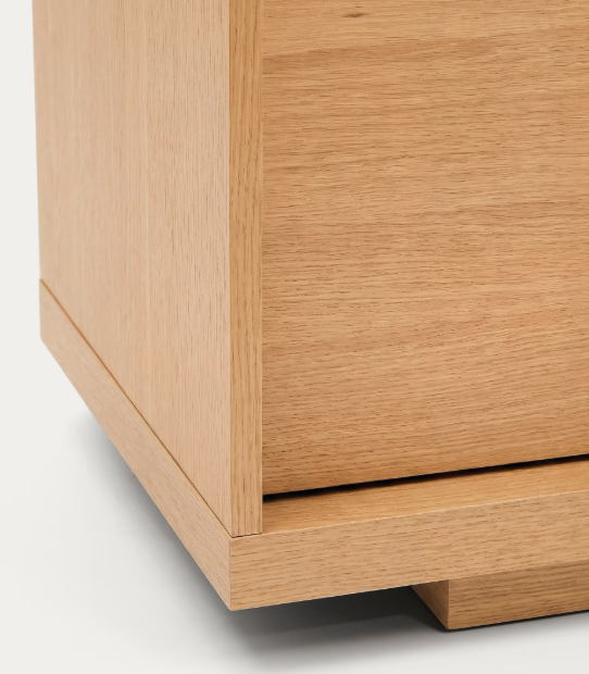 ONIX TV sideboard with an oak veneer in a natural tone finish, 200 x 80 cm