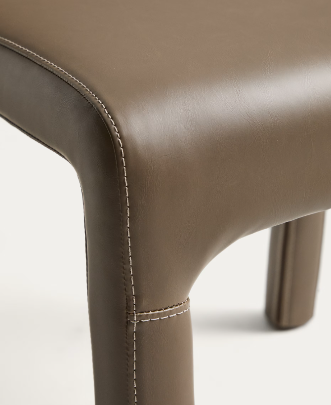 LORIA Stackable chair in brown polyurethane FSC 100%