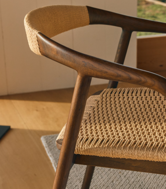 DERILE chair in solid oak wood with walnut finish and beige paper rope cord