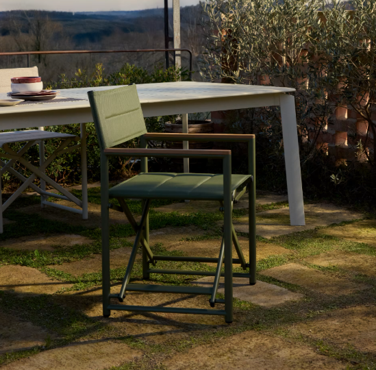 TISNO outdoor folding chair in taupe aluminium and green textelin