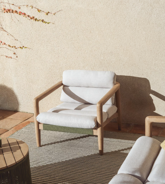 MENFI armchair in solid acacia wood and green rope cord