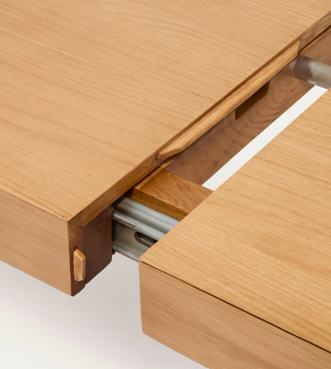 ERISIA EIextendable table in solid oak wood with a natural tone finish 180 (230) x 90 cm FSC 100%.