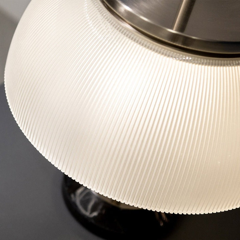 ALFA Dizajnirana stolna lampa