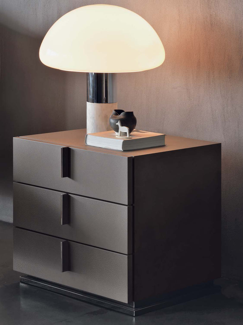 ARI Nightstand