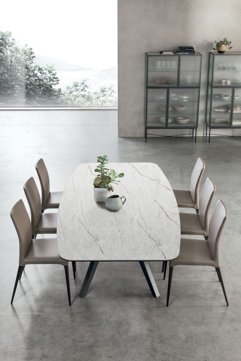 AVALON Dining table