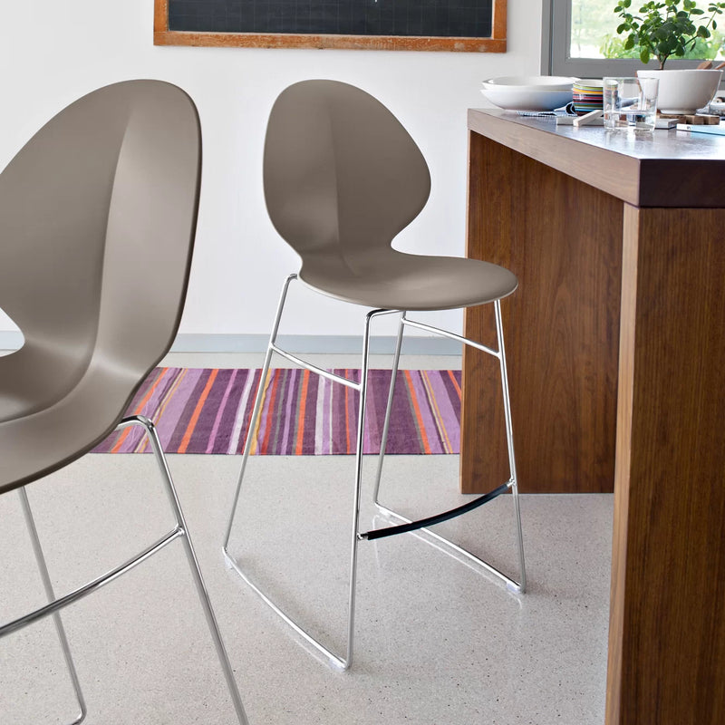 BASIL Stool with metal base