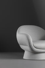 BOOLEAN Armchair with covered base