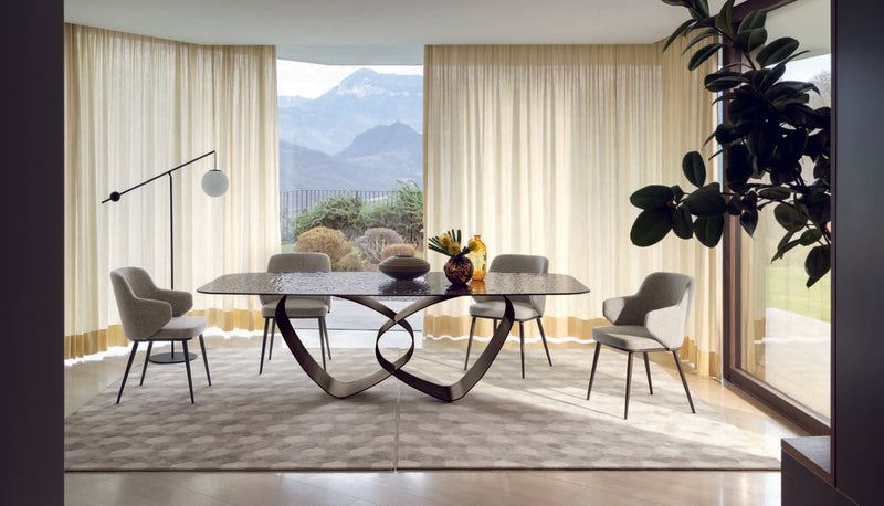 BREEZE Stol s eliptičnom pločom koja se ne izvlači i bazom od oblikovanog lima