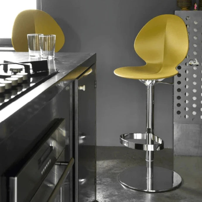 BASIL Stool with swivelling base adjustable in height base