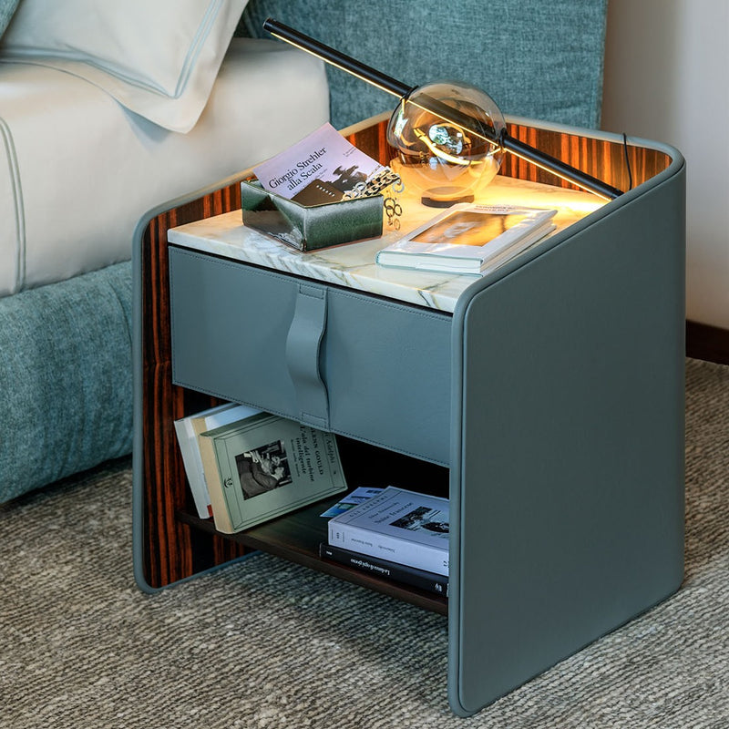 GENTLEMAN Bedside tables
