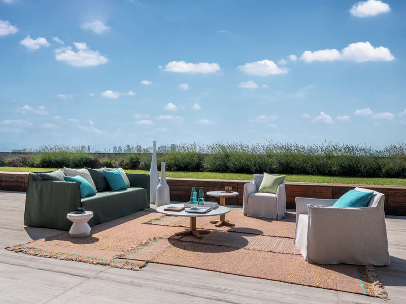 GHOST OUT 10 Upholstered sofa with removable covers