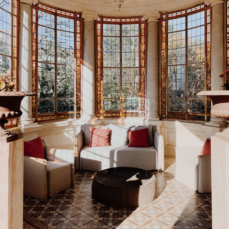 GHOST OUT 10 Upholstered sofa with removable covers