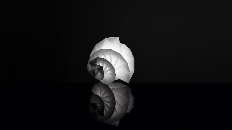 MENDORI Stolna lampa