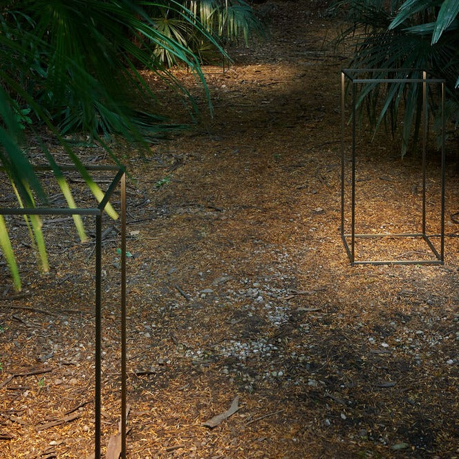 IPNOS Vanjska podna svjetiljka koja pruža difuzno svjetlo