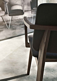 HATI Chair and armchair in upholstery