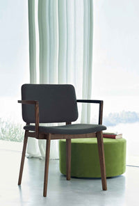 HATI Chair and armchair in upholstery