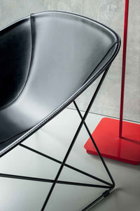 POPSI Armchair with shell-shaped seat