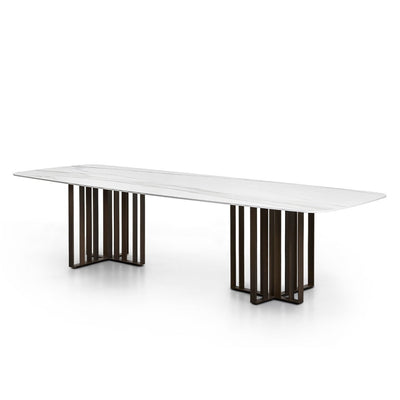 SHADE Rectangular or oval dining table
