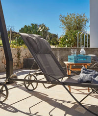 AURORA sunlounger in graphite with brown fabric