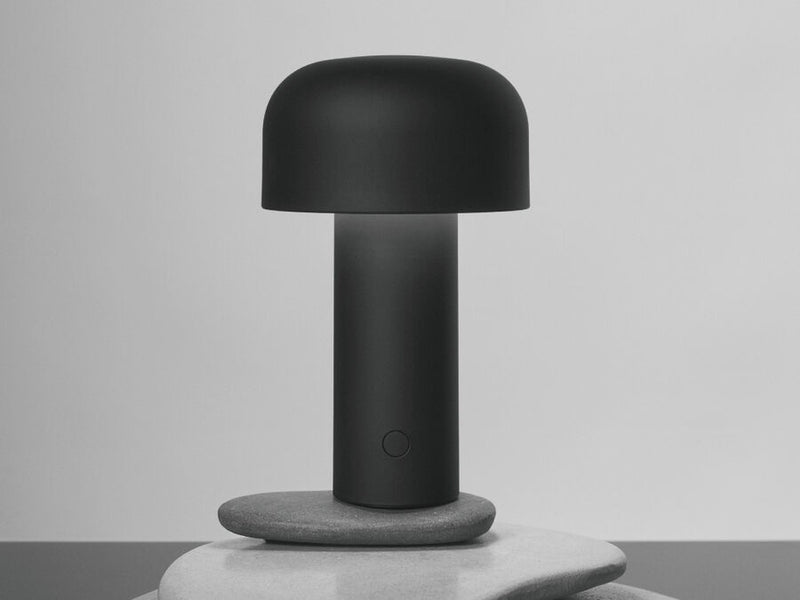 BELLHOP TABLE Rechargeable direct light table lighting device