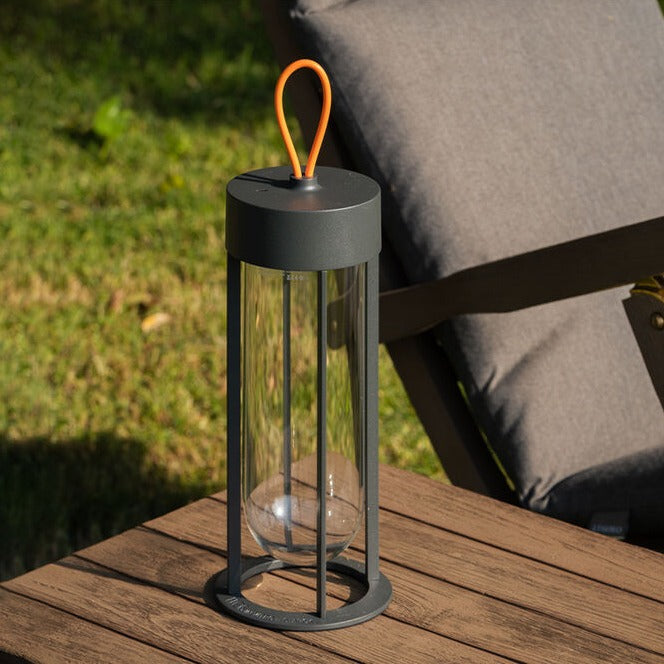 IN VITRO UNPLUGGED Portable lamp with a carrying handle