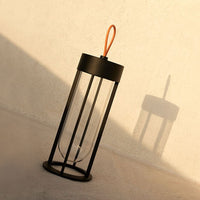 IN VITRO UNPLUGGED Portable lamp with a carrying handle